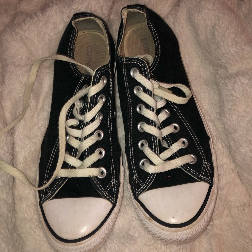 black converse
